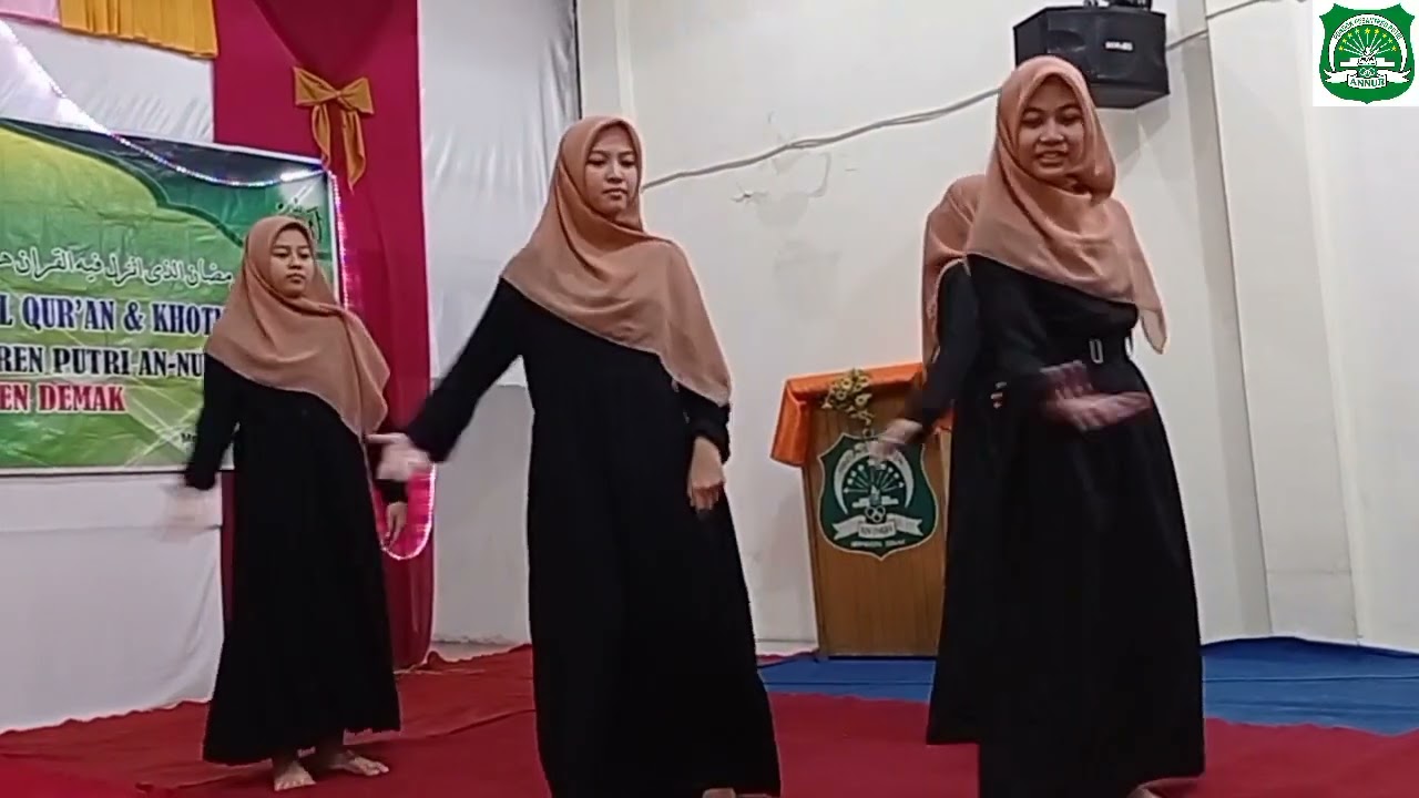 Tari Kreasi India // LE GAYI - LADKI BADI ANJANI HAI // Santri Ponpes Putri AN-NUR // Mranggen Demak