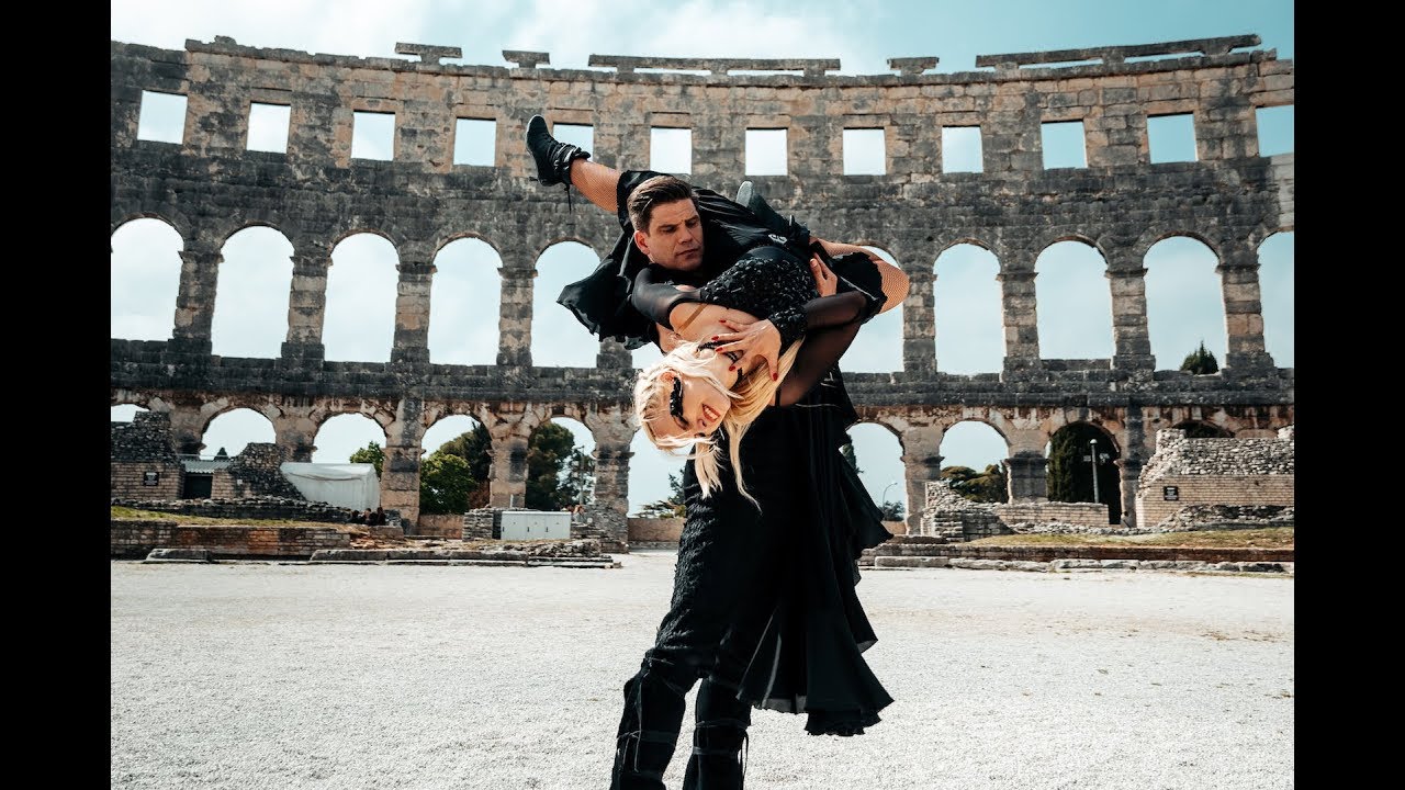 Malagueña by Jurij & Jagoda Batagelj