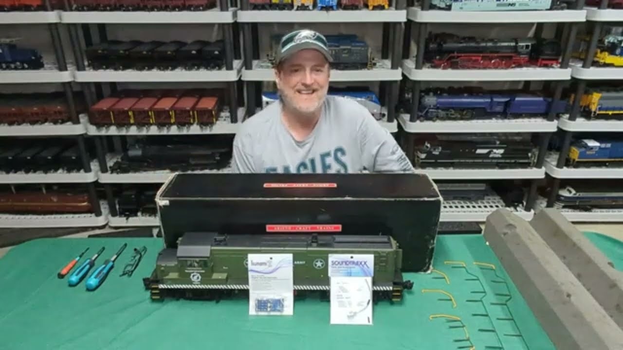 Part 1- How to install a Soundtraxx Tsunami 2 TSU-4400 DCC board in an Aristocraft Locomotive.