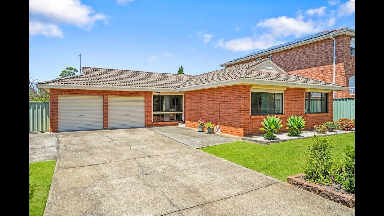 8 Hollydene Crescent, Edensor Park