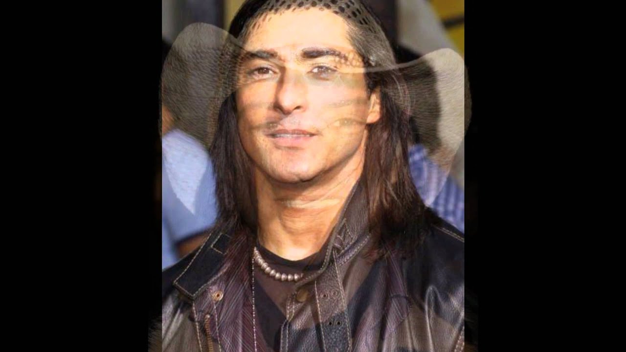 Beautiful Jay Tavare!!