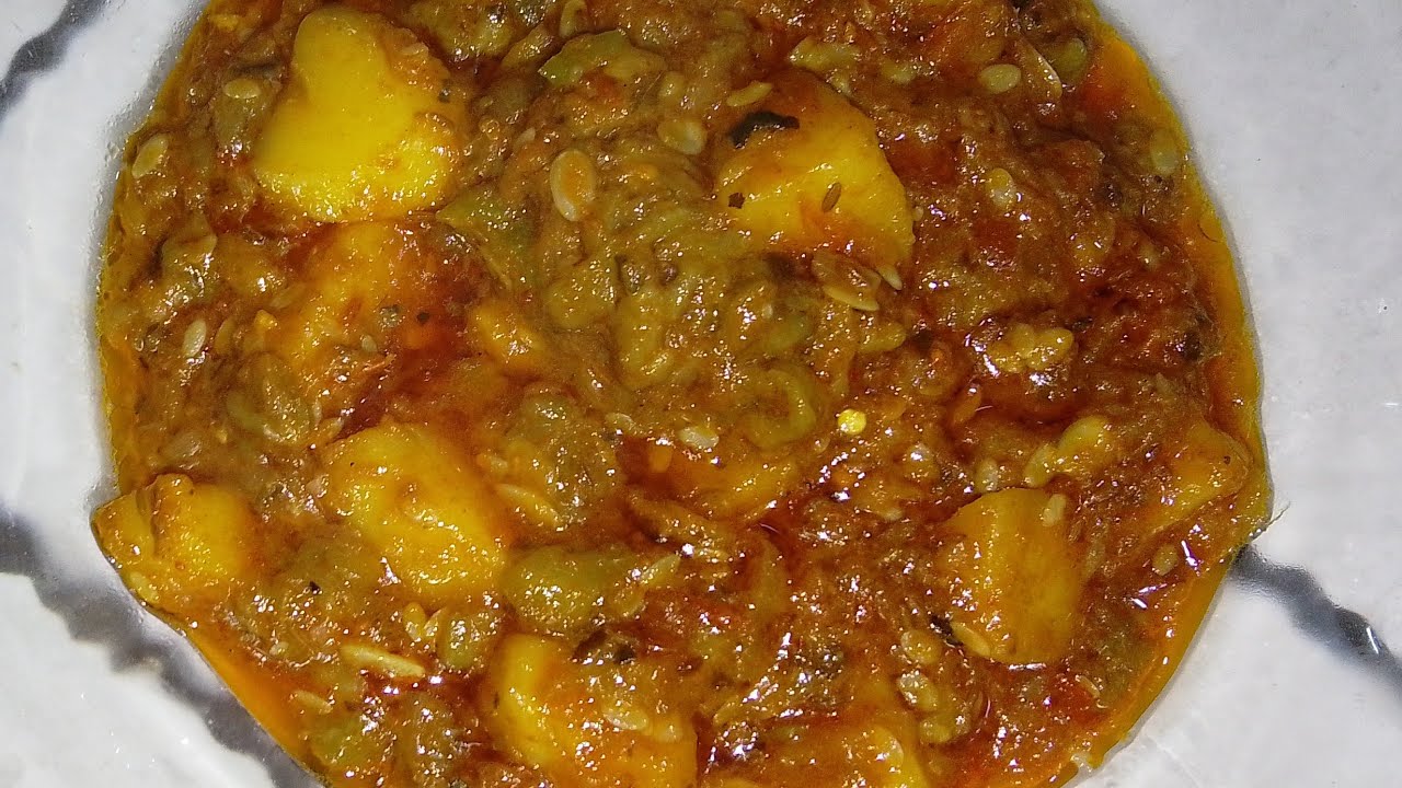 آج بنائی توری آلو شملہ مرچ کی مزیدار سبزی | آسان اور گھریلو طریقہ | Healthy Sabzi Recipe