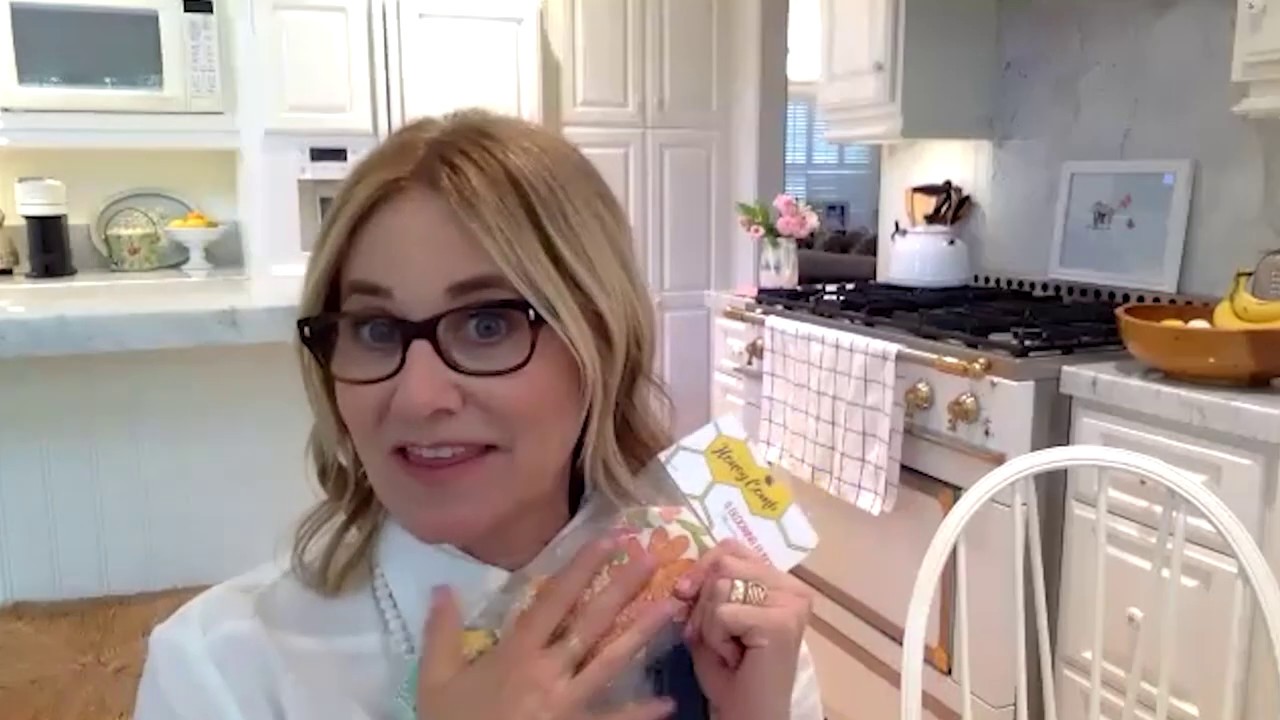 A Blooming Bunch - Maureen McCormick