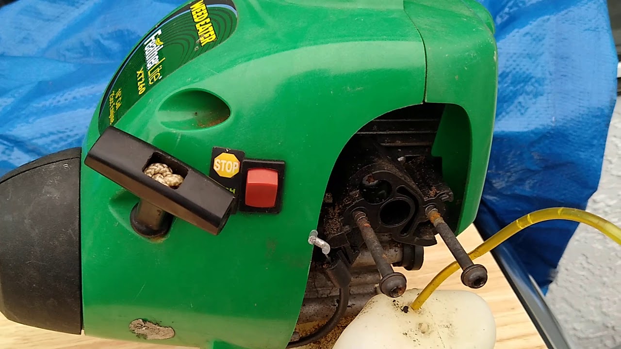 featherlite XT260 25cc weed eater (pt. 1)