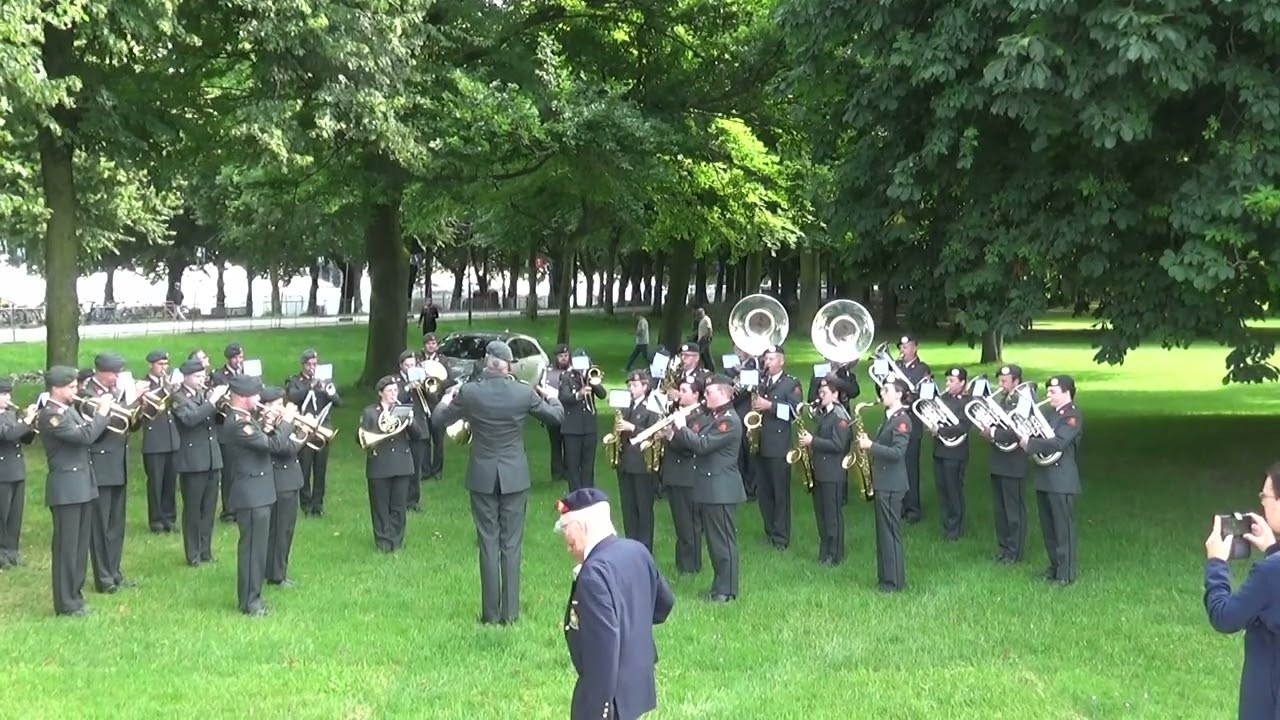 Aubade Veteranendag 2024 door Fanfare Korps Nationale Reserve met de mars The Captain General