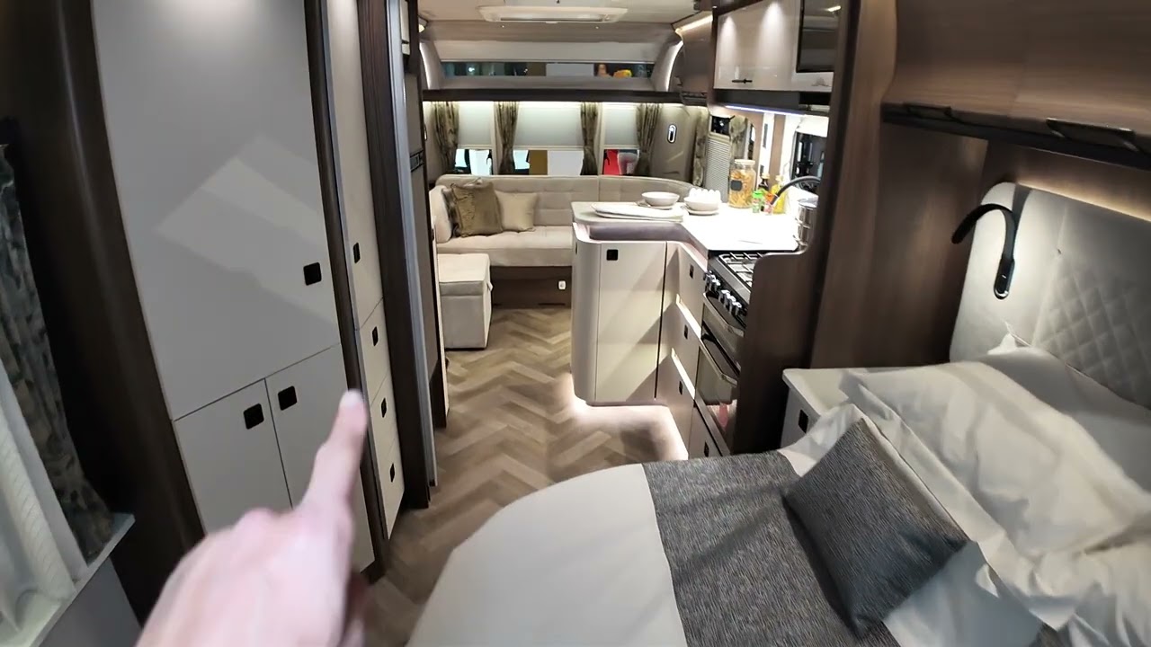 Amazing interior caravan 2026 - COACHMAN LUSSO