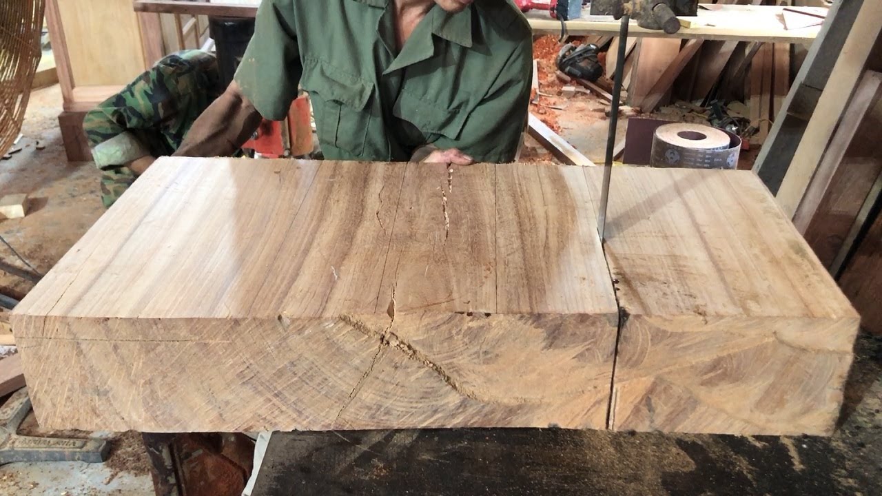 Woodworking Skills Of Talented Carpenter // Hardwood Processing Projects With Wood Carving Details