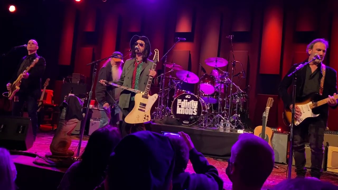 Mike Campbell & The Dirty Knobs - Runnin' Down a Dream - Philly 3/17/2022