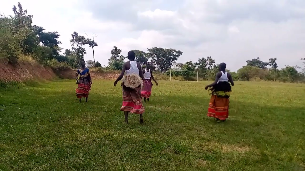 Katonda Yatonda Abaami. by: Annet Nandujja Cover by Sembwa Future Dancers Nakaseke