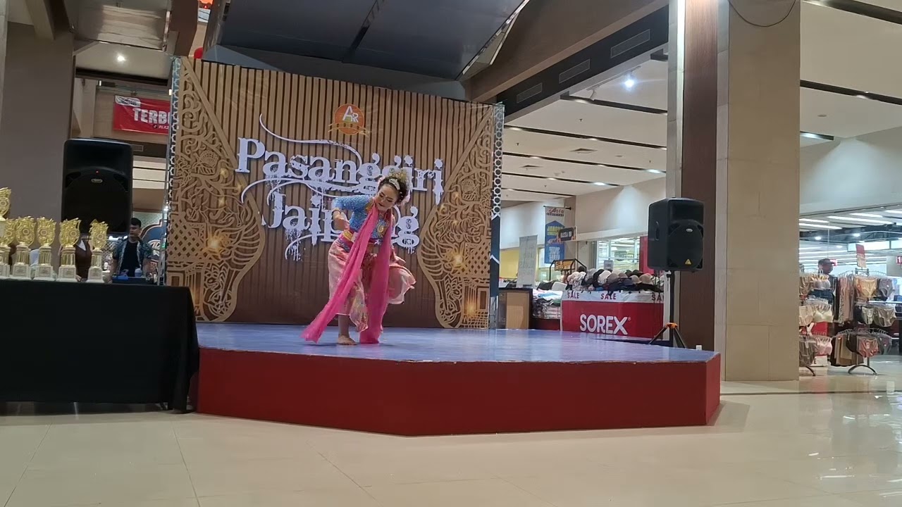 Paris Van java