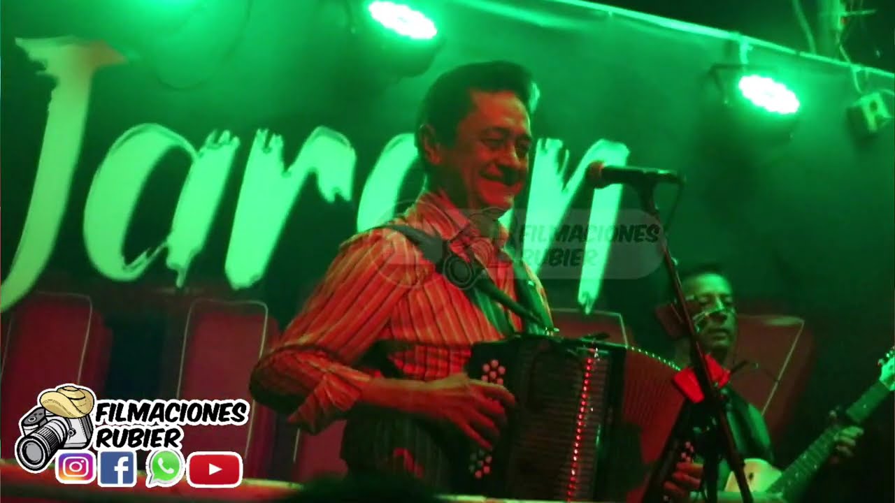 ALFREDO ESCUDERO - AMOR BARATO 