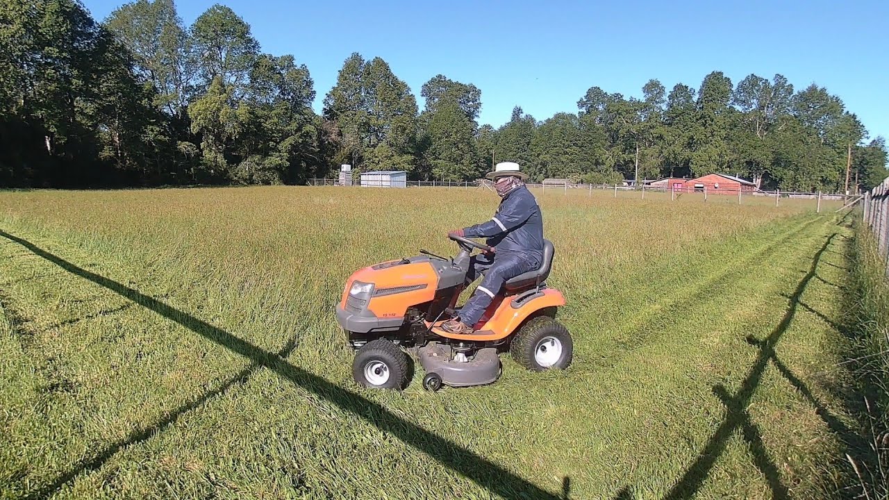 Transformando una Parcela: Primera Parte del Corte de Pasto Profesional | Pasto Sur