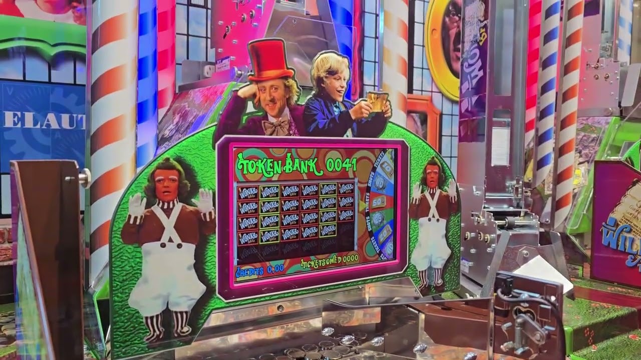 Willy Wonka Coin Push-2 GOLDEN TICKETS!