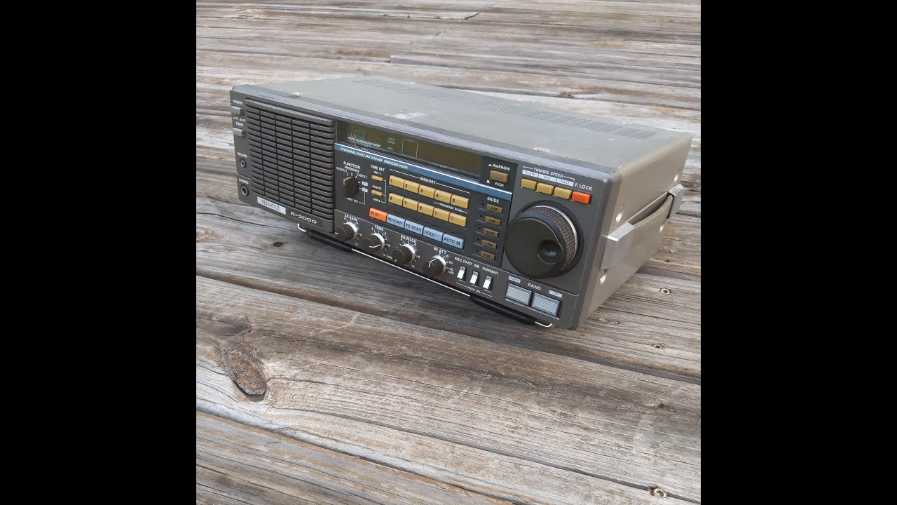 Kenwood R-2000 Communications Receiver