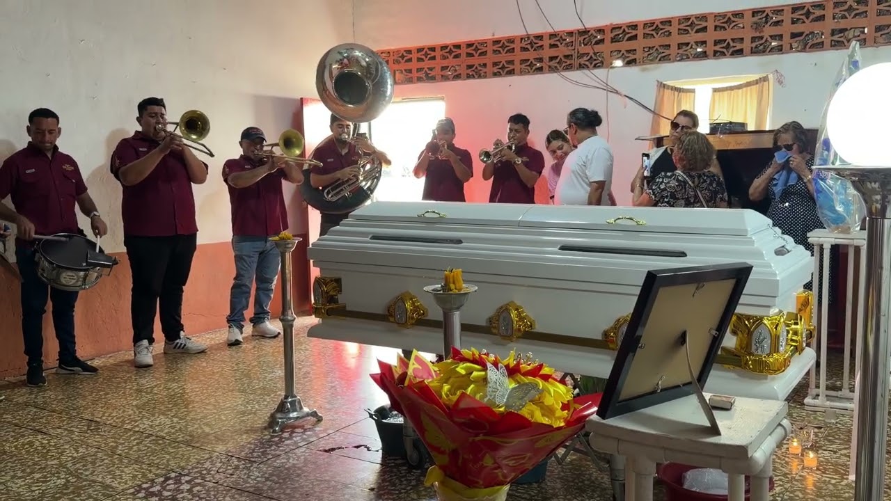 La vida de Francisco Diaz^^{no tengo los derechos de ninguna canción €£#^*+??