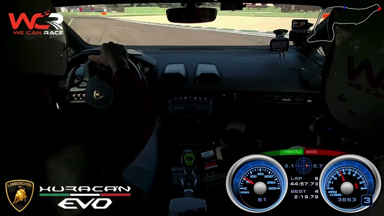 Mostruosa! Lamborghini Huracan Evo nera on board con @WeCanRace a Imola.