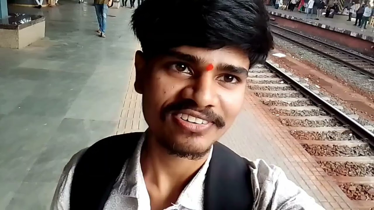 नवीन वर्षाला गेलो देवाच्या दर्शनाला.