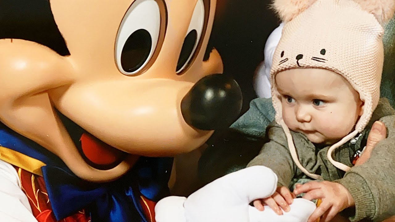 FIRST TRIP TO WALT DISNEY WORLD MEETING MICKEY! *ADORABLE*