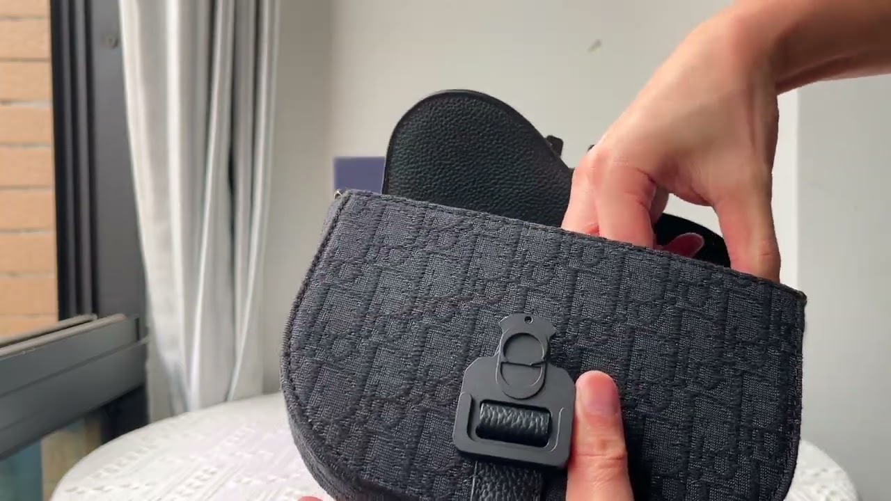 DIOR SADDLE POUCH WITH STRAP/Black Dior Oblique Jacquard and Grained Calfskin