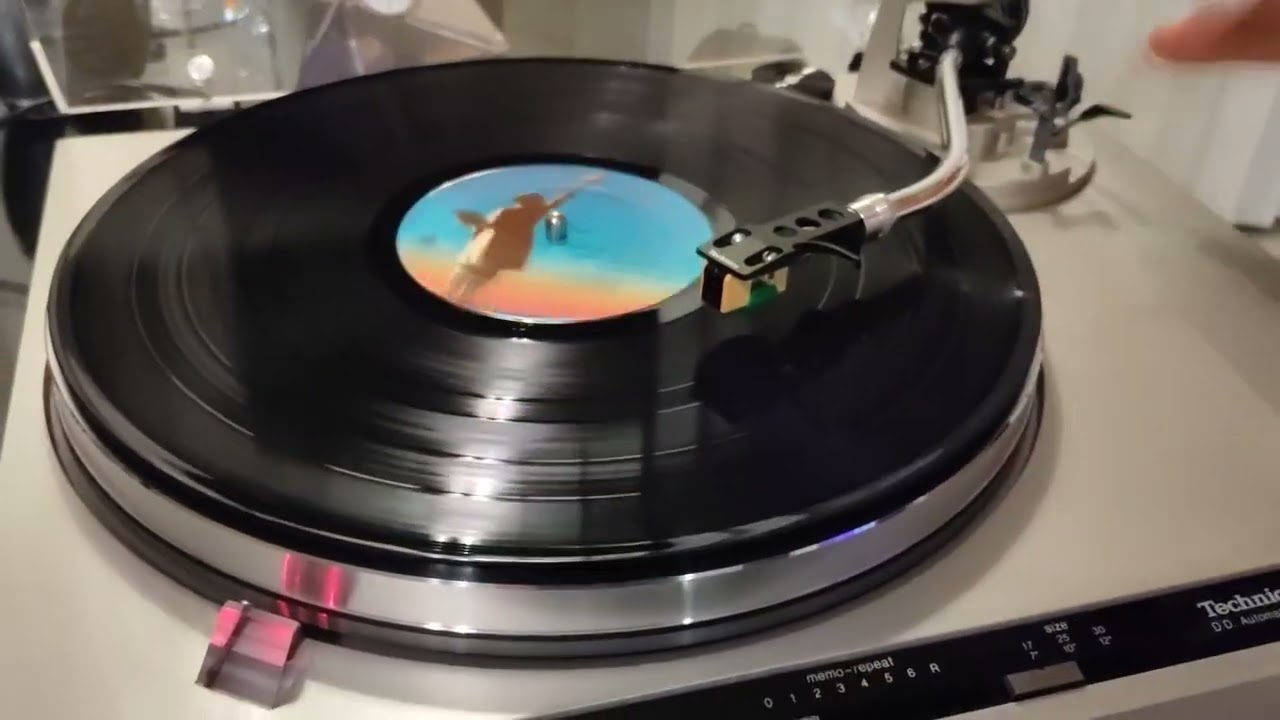 Technics SL-Q3 Turntable. Horiatis76.com