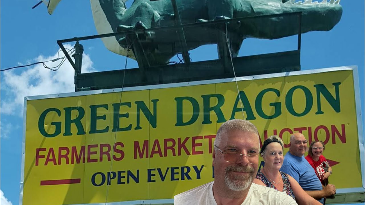 “What’s It Like at the Green Dragon Farmers Market in Lancaster Pa? Let’s Walkthrough & Grab Lunch!