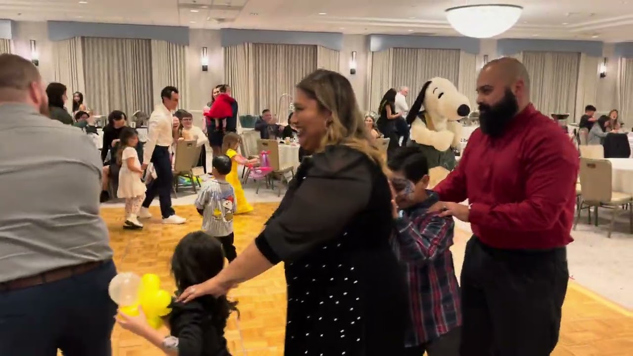 Corporate Event DJ Orange County | Corporate Holiday Party DJ - Snoopy Conga Line Dance Party DJ 