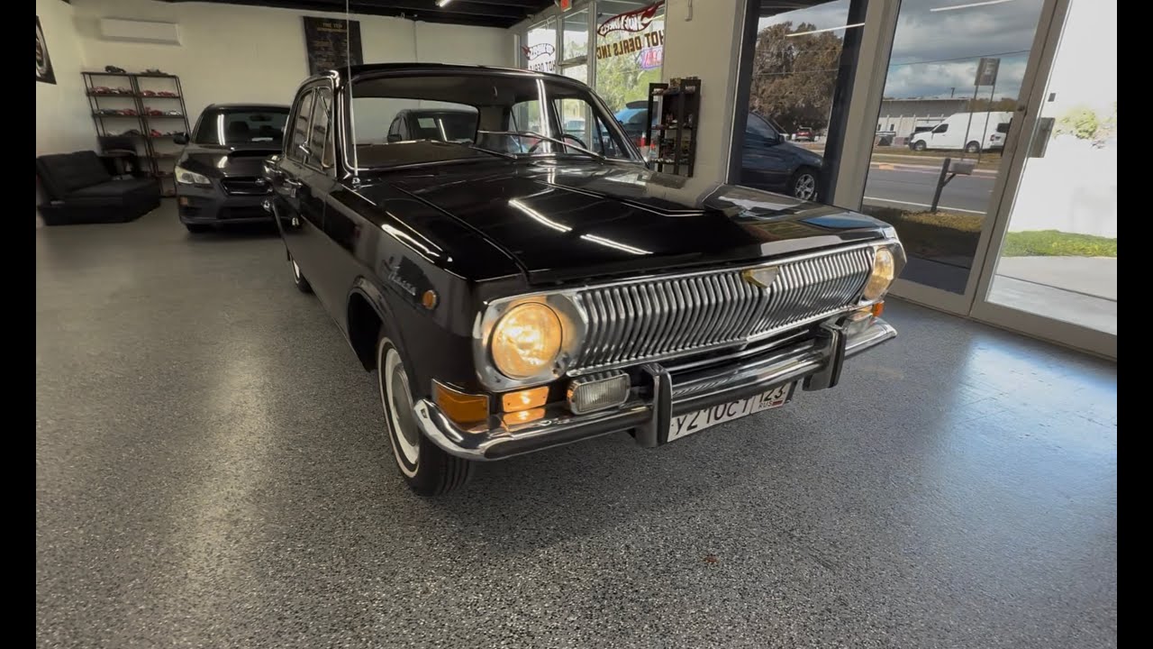 1981 GAZ Volga 24 walk around interior part 2