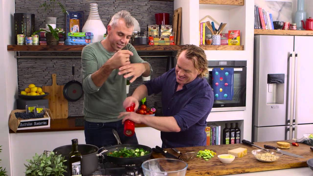 Adam Swanson cooks Orrechiette con Vedura | Good Chef Bad Chef S8 E7