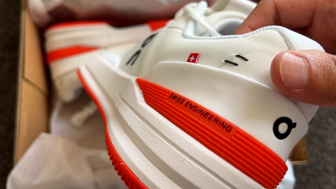 THE ROGER Pro Clay tennis shoe unboxing & first look | ON RUNNING