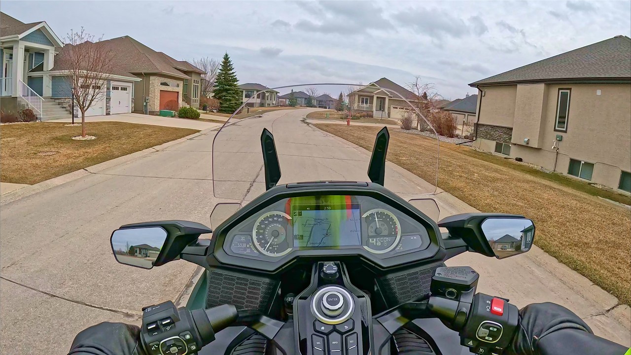 Поездка на Honda Gold Wing в Виннипеге, номер 567.