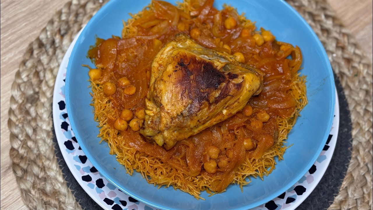 مكرونة المبوخة او شعيرية بالبصلة وصفة تقليدية من المطبخ الليبي