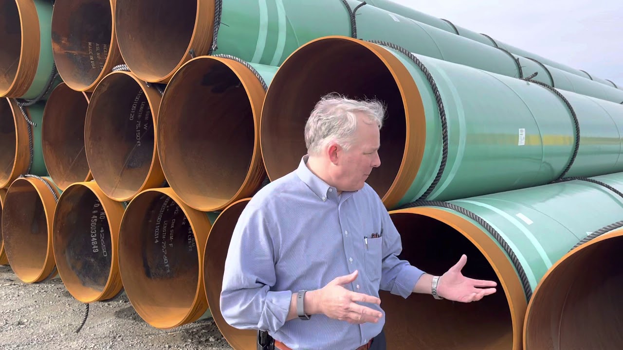 Lt. Governor Griffin at the Welspun pipe facility in Little Rock, AR