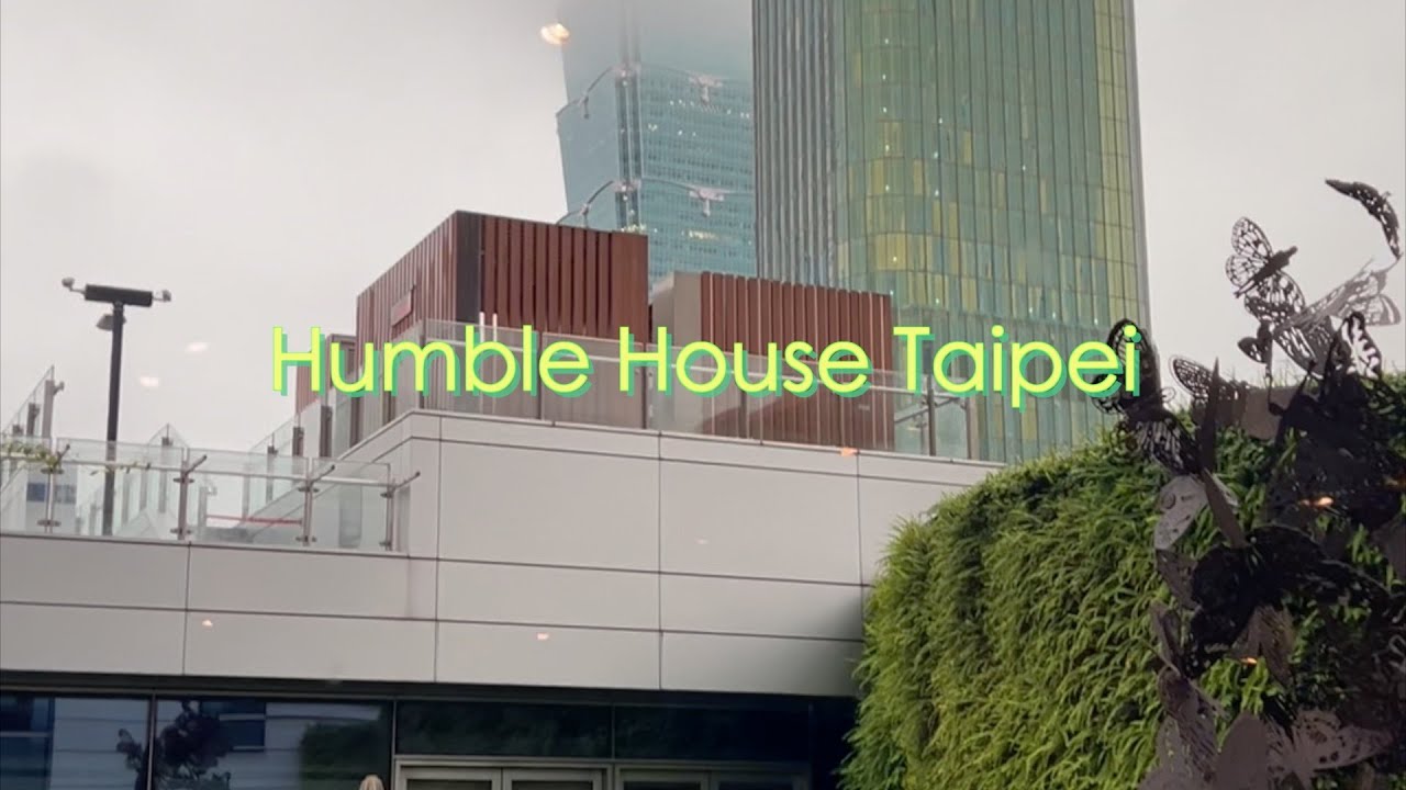 Staying in the Twin Deluxe Room at the Humble House Hotel in Taipei, Taiwan