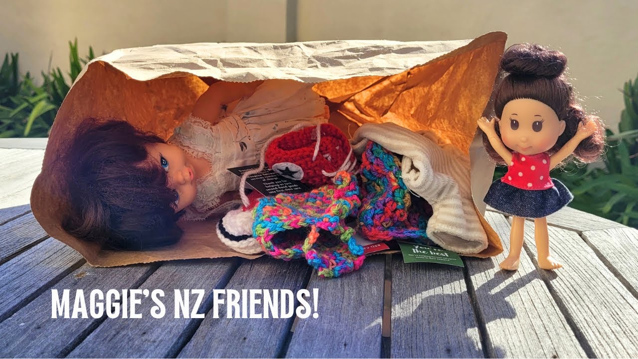 Maggie's New Zealand Friends! Dolls, Thrifting, Surfing, Kiwis!