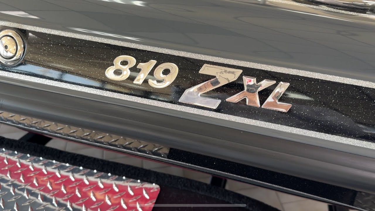 Новый Феникс 819 ZXL