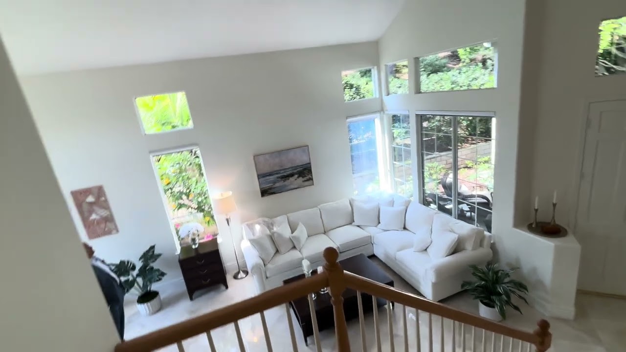 Carlsbad home under $2M near lagoon in a quiet cul-de-sac 🏡4 BD home offers Valley and Canyon views