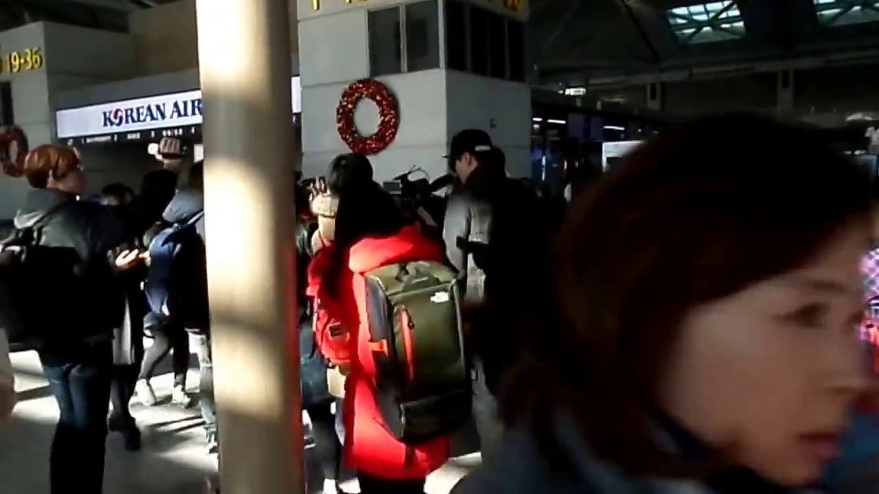 12022014 Lee Dong Wook @ Incheon airport MAMA 2014