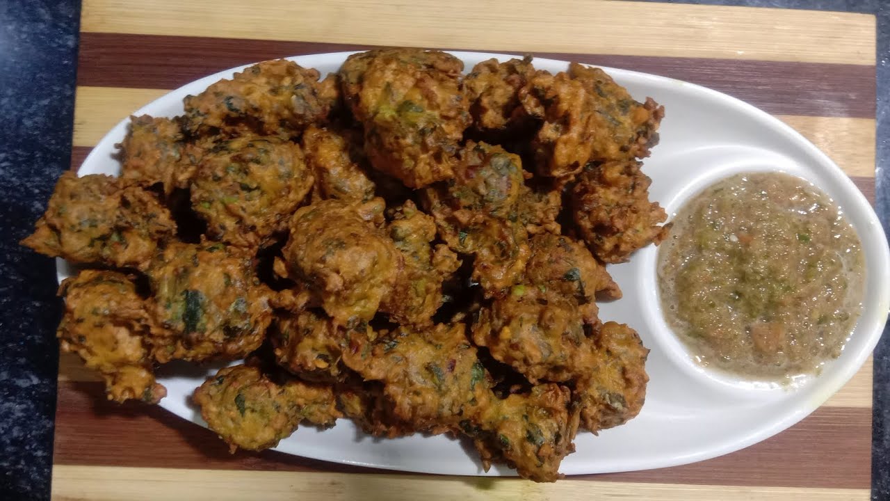 Palak aalu matar mix Veg pakode kurkure and crispy,