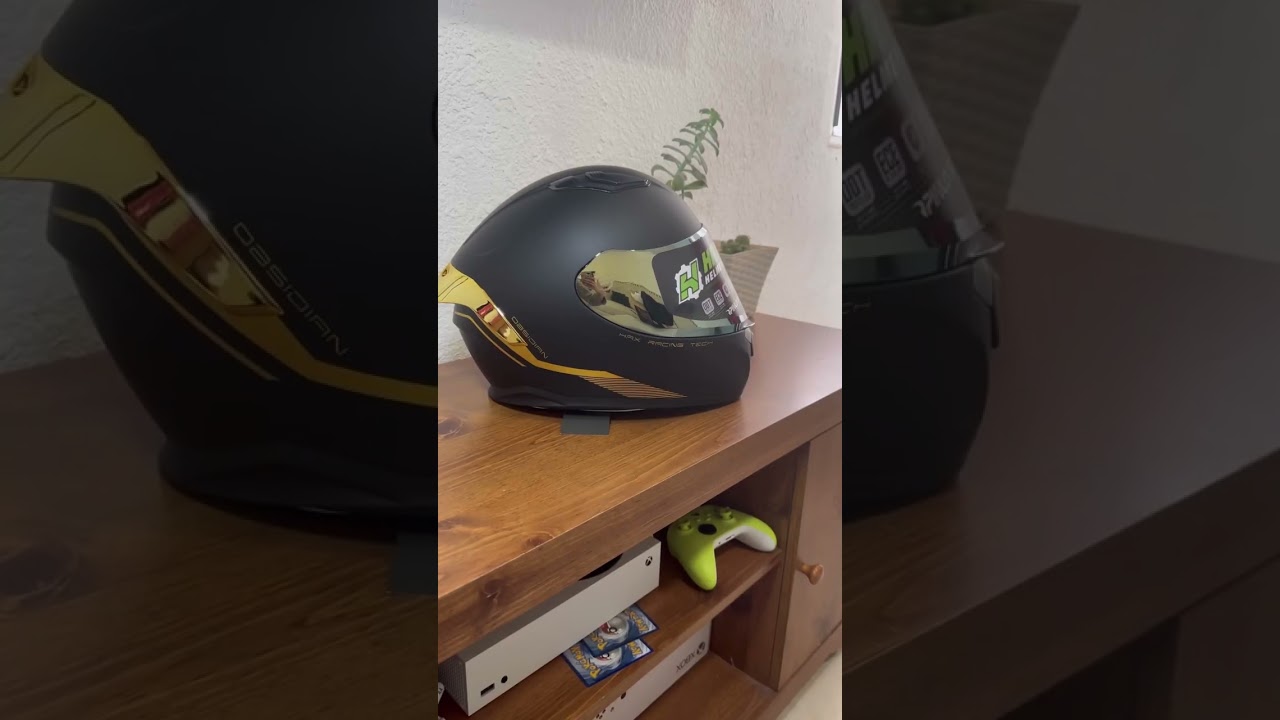 Casco HAX OBSIDIAN Black Gold #Haxhelmets #cascos #helmets