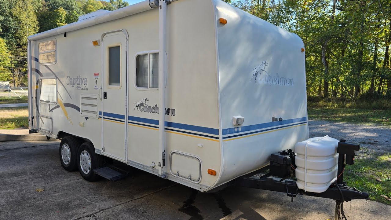 ПРОДАЕТСЯ - кемпер Coachmen 199DB 2002 года выпуска - 3950 долларов США