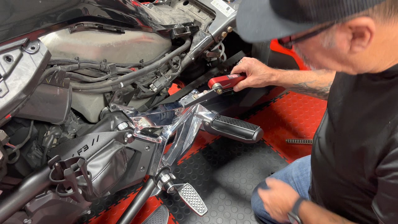 F3 Belt Tensioner Install - Can Am Spyder