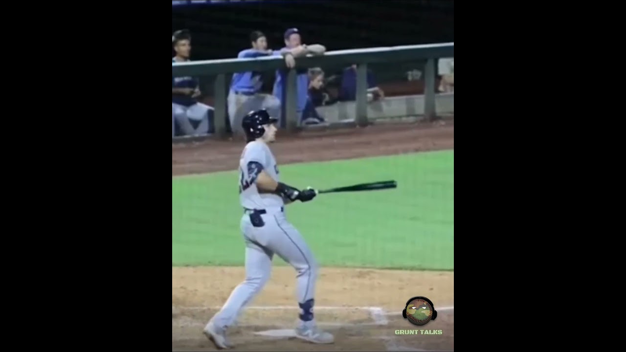 The most compact swing in baseball ⚾️