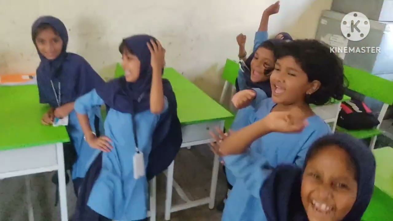 Girls vs Boys game N P Urdu primary school no 6 morshi 