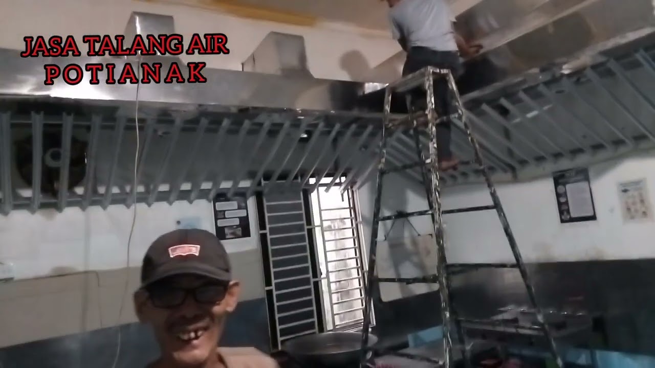 PEMBUATAN CORONG ASAP DAPUR. MBG