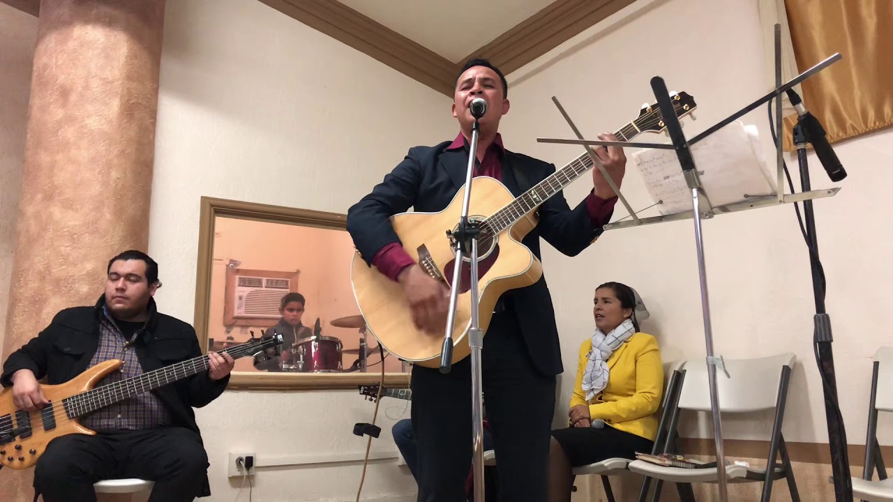 Canto más allá del horizonte interpretado por Efrain Galaviz 1ra IAFCJ Puerto Peñasco