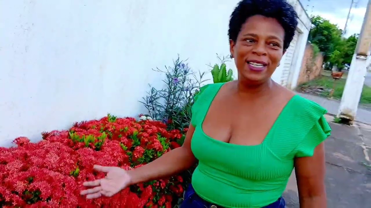 ELAS ESTÃO CADA VEZ MAIS  BONITA 