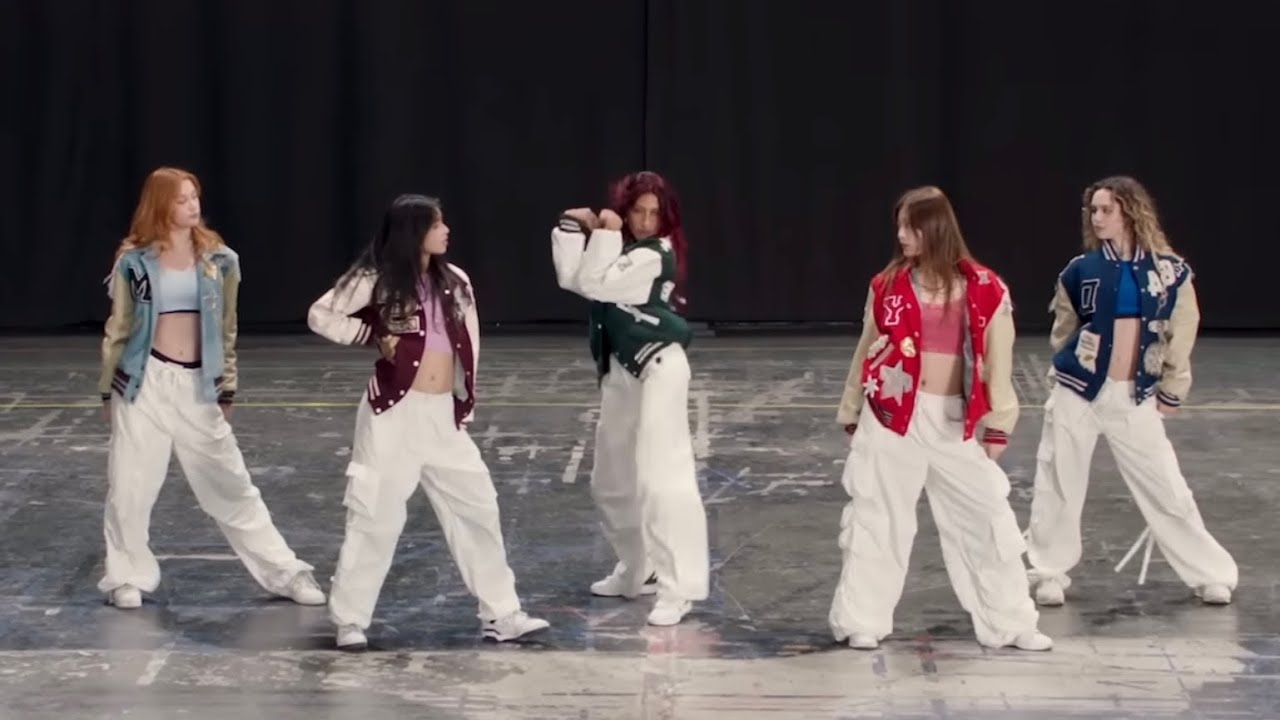 KATSEYE 2024 MAMA &lsquo;Debut&rsquo; mirrored dance practice
