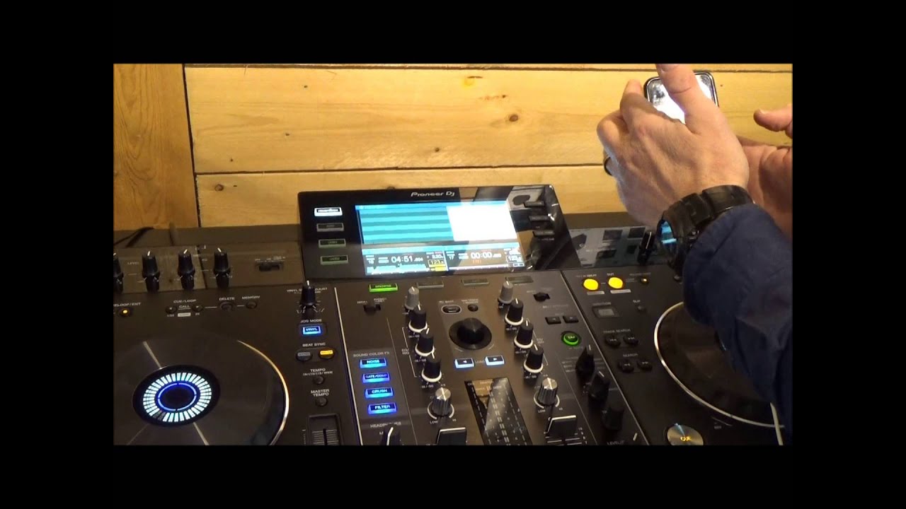 Pioneer XDJ-RX and The Pioneer Rekordbox Mobile App Walk Through