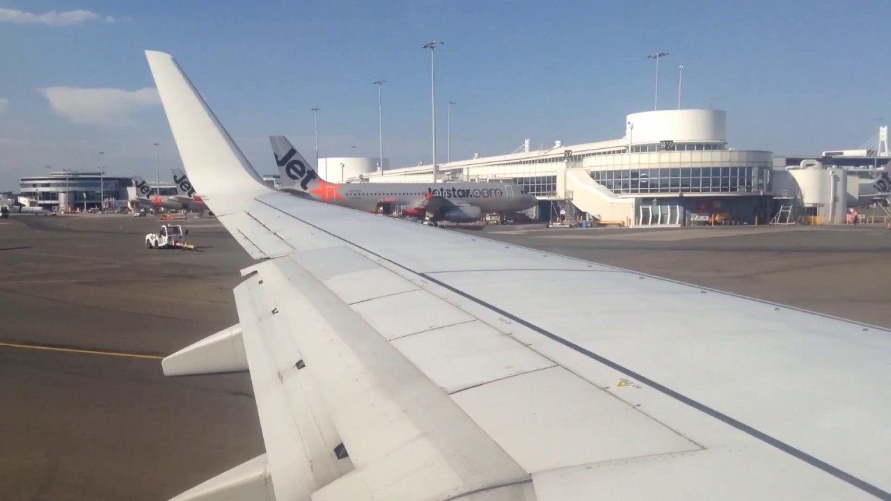 Qantas B737-800 Takeoff From Sydney | Beautiful Sydney Harbour Views