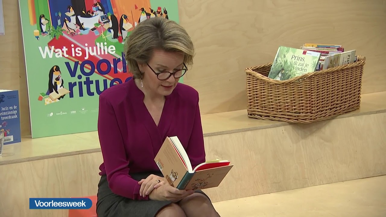 Koningin Mathilde leest voor (Voorleesweek)